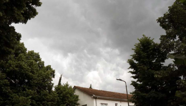 Na snazi žuti meteoalarm za grmljavinsko nevrijeme