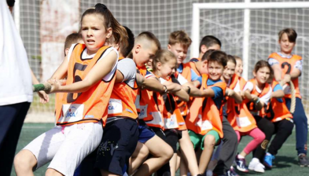 Na sportskim igrama 'UNDOKAI' sudjelovalo 140 mostarskih osnovaca