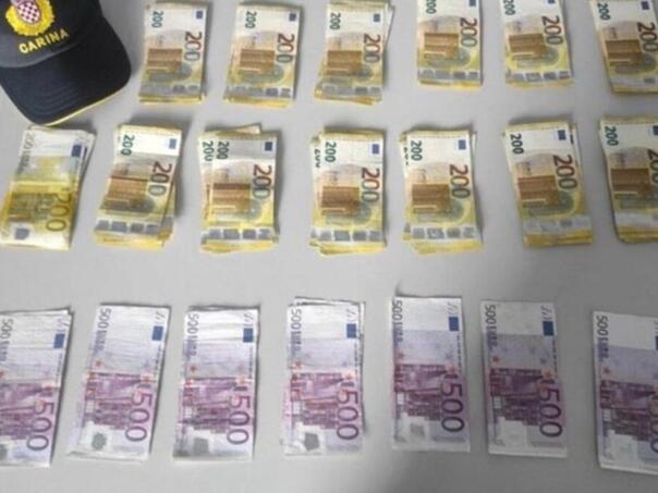 Na Svilaju zaplijenjeno 20.000 eura: Slovenac kažnjen zbog neprijavljenog novca