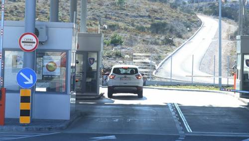 Na svim graničnim prelazima BiH pojačana kontrola putnika i robe