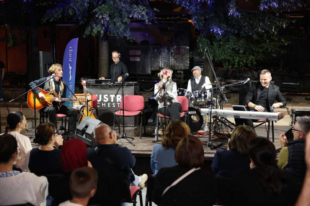 Na travničkom korzu koncert koji je oduševio i zbližio