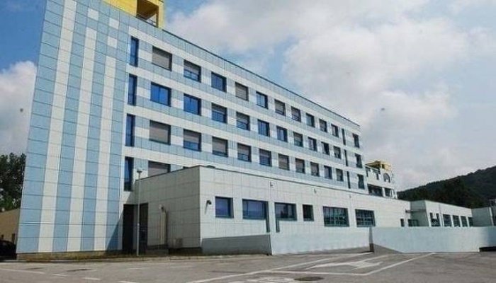 Na UKC Tuzla trenutno hospitalizirao deset pacijenata zaraženih koronavirusom