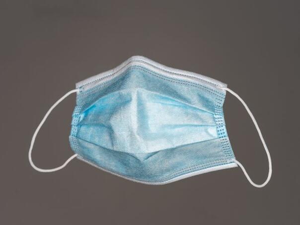 Na UKC-u RS od sutra ponovo obavezno nošenje zaštitne maske