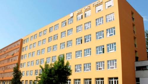 Na UKC-u Tuzla do daljnjeg obustavljene posjete bolesnicima