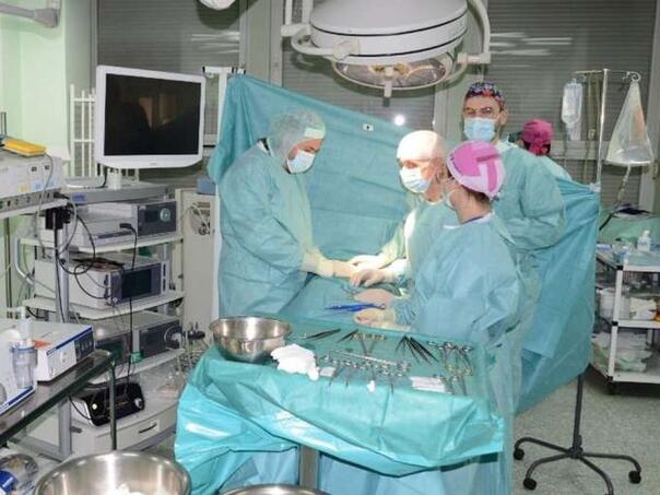 Na UKC-u Tuzla uspješno urađene transplantacije bubrega i rožnica