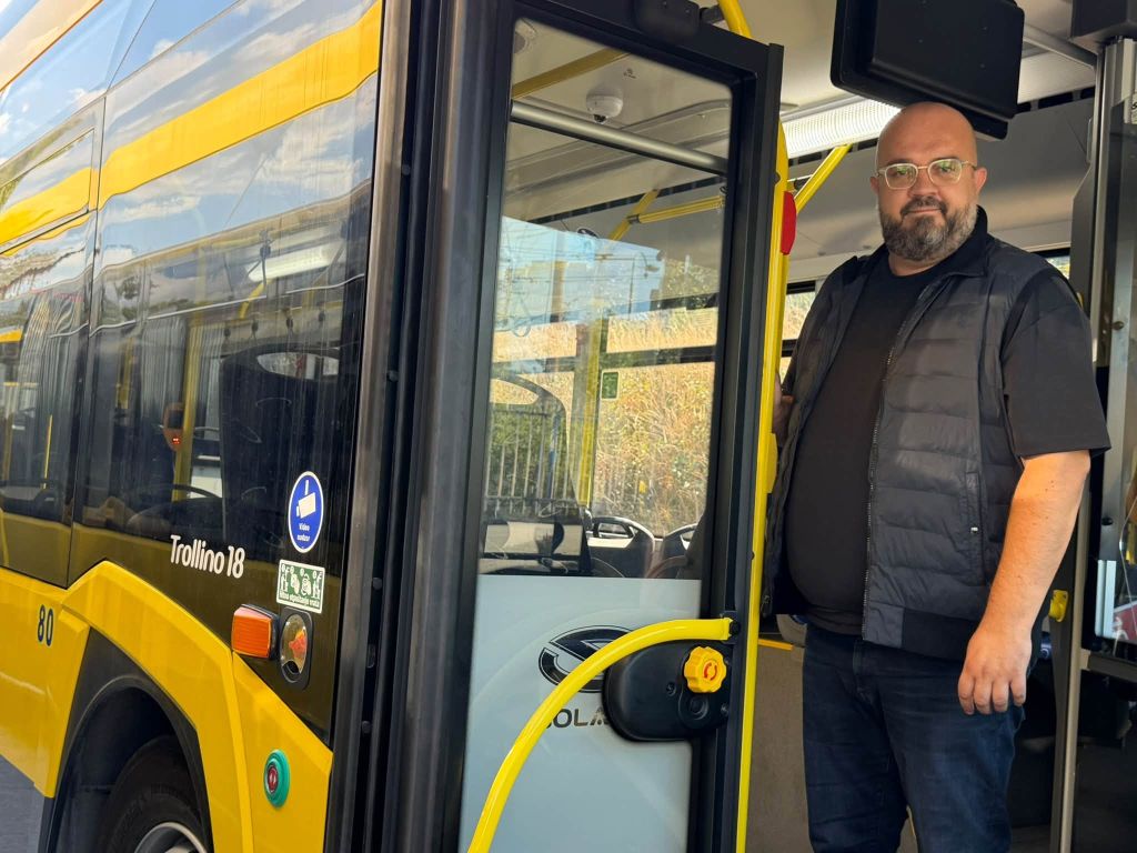 Na ulicama Sarajeva od danas pet novih Solaris trolejbusa