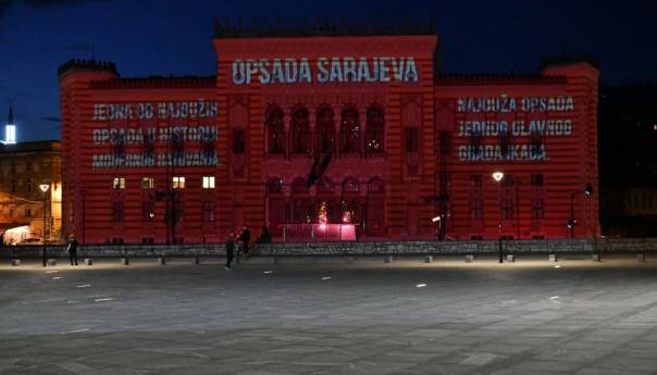 Na Vijećnici upriličena video projekcija "Sarajevske ruže"