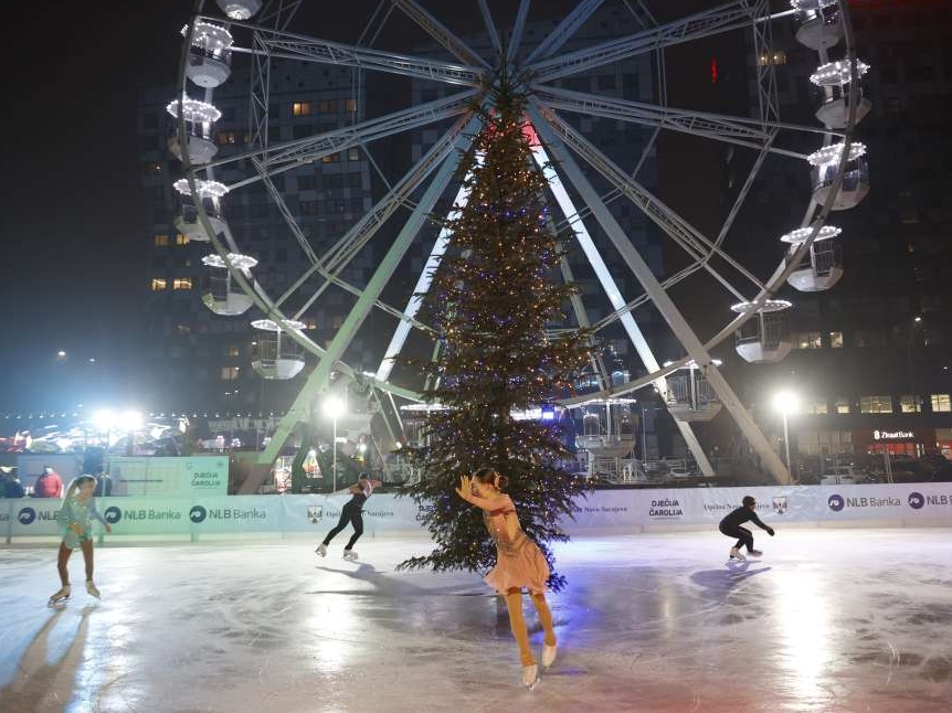 Na Vilsonovom otvoreno besplatno klizalište "Dječija čarolija"