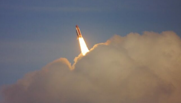 Na Zemlju će danas pasti između 5 i 10 tona krhotina kineske rakete, evo i gdje