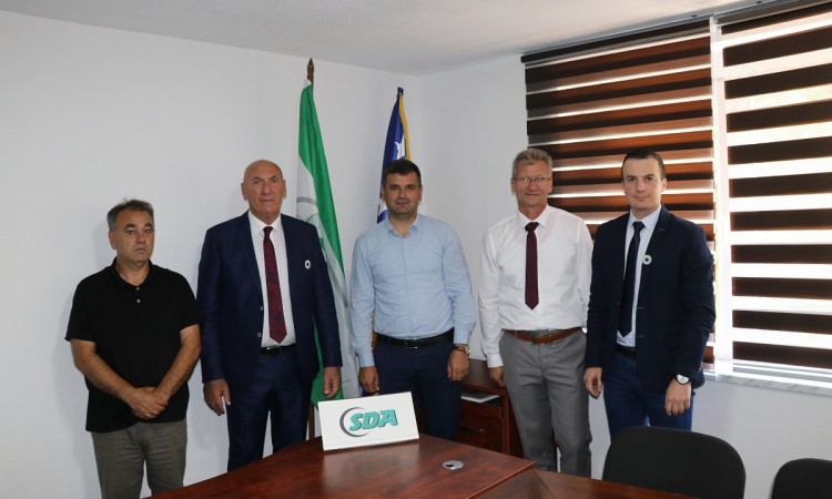 Načelnik Bugojna podržao Tabakovića kao kandidata za načelnika Srebrenice
