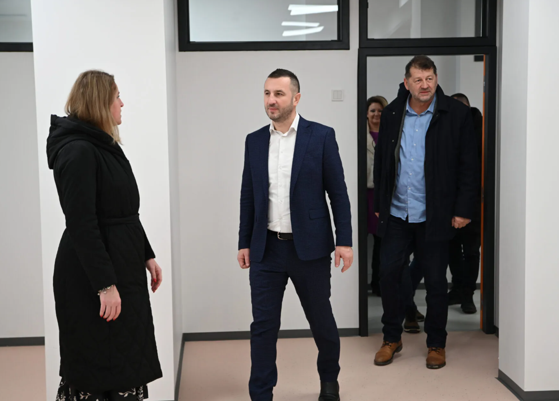 Načelnik Efendić i direktorica Bekrić obišli novi vrtić na Dobrinji