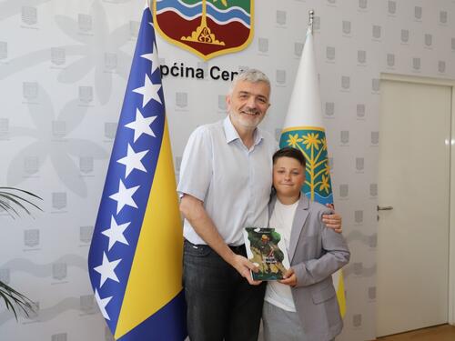 Načelnik Mandić ugostio mladog pisca Ahmeda Nur Mehmetovića