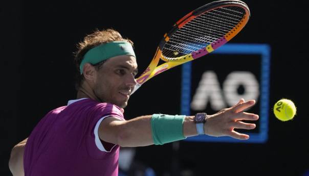 Nadal pola sata igrao tiebreak, Zverev ispao