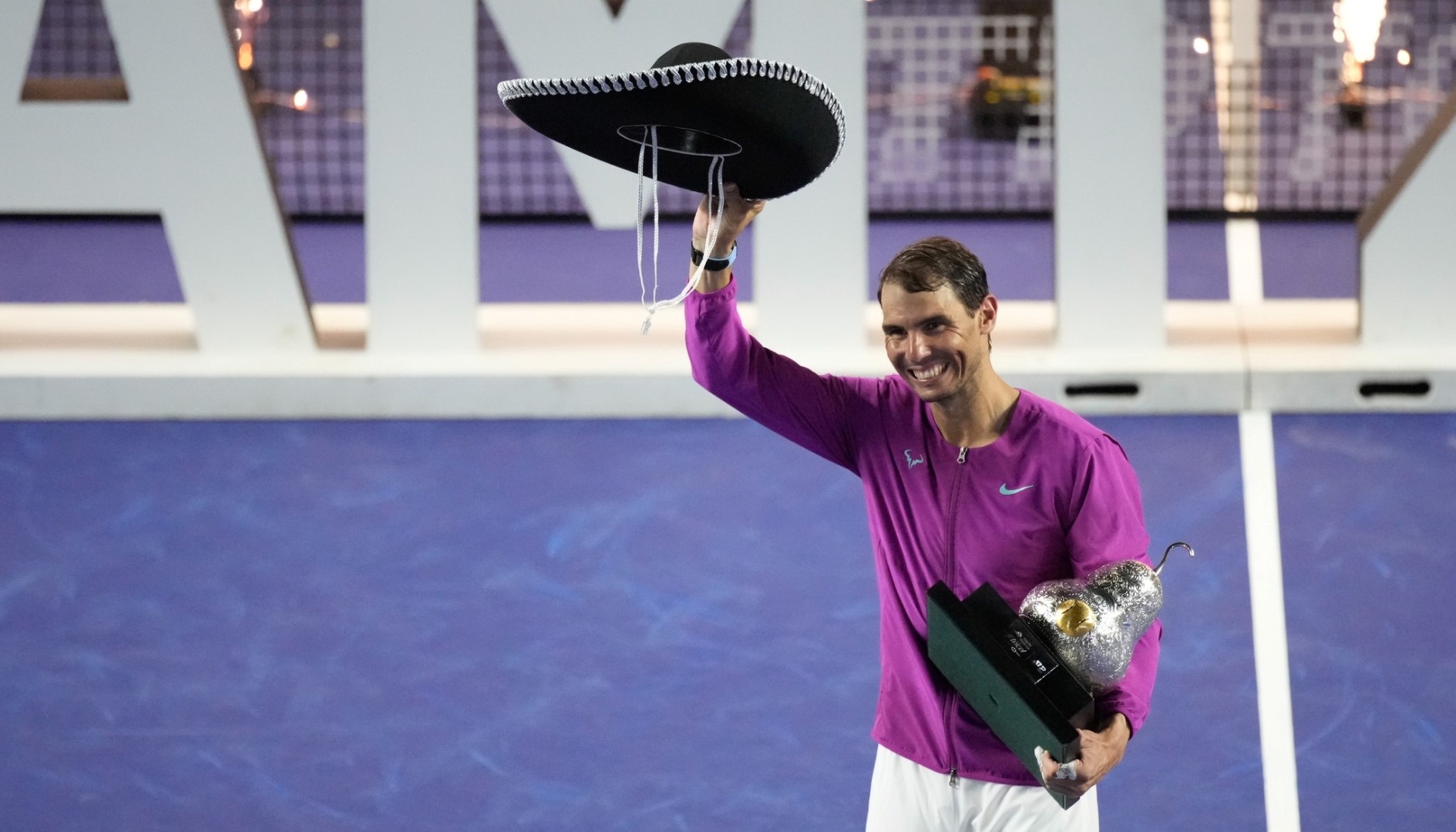 Nadal van terena najmanje mjesec dana