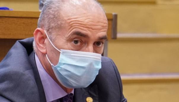 Nadamo se da će rektor završiti pravnu integraciju Univerziteta