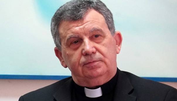 Nadbiskup Vukšić čestitao Hanuku: Molim se da svi ljudi žive u miru, slobodi i poštivanju