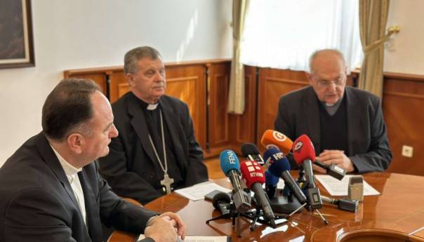 Nadbiskup Vukšić: Dijalog nema moralno prihvatljivu alternativu