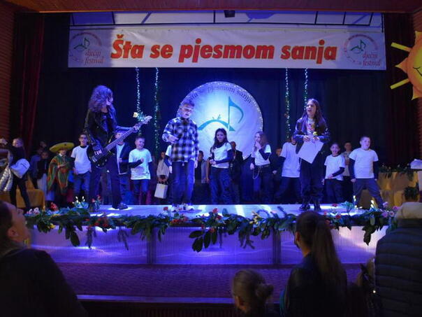 Nadja Mašić i Nedim Karahmetović pobjednici dječijeg festivala 'Šta se pjesmom sanja'