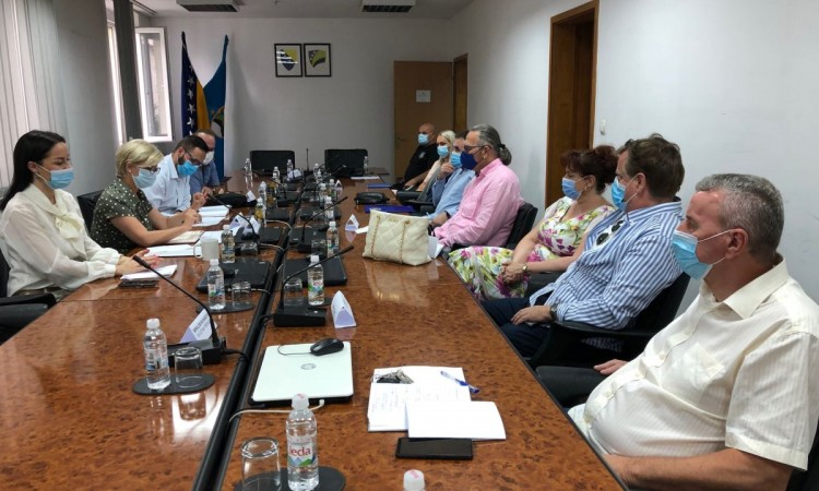 Najava masovnijeg pristupa vakcinaciji u Tuzlanskom kantonu