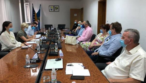 Najava masovnijeg pristupa vakcinaciji u Tuzlanskom kantonu