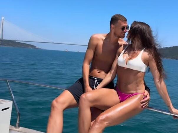 Najava transfera u Hajduk? Džeko sa suprugom Amrom ljetuje u Hrvatskoj