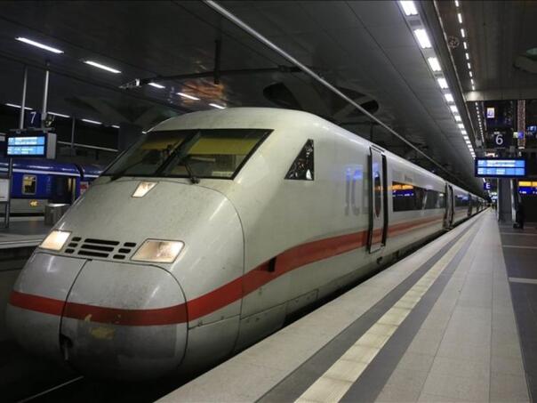 Najavljen veliki štrajk mašinovođa u Njemačkoj, traže povećanje od 555 eura