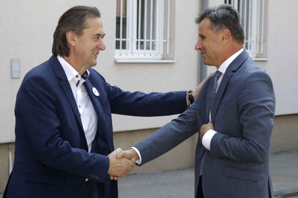 Najavljena putna deblokada i pomoć obrtima TK