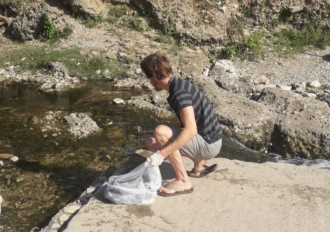 Najbolje skakačice i skakači svijeta čiste plato ispod Starog mosta