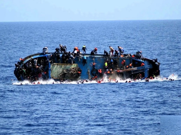 Najmanje 18 migranata poginulo u brodolomu kod Libije