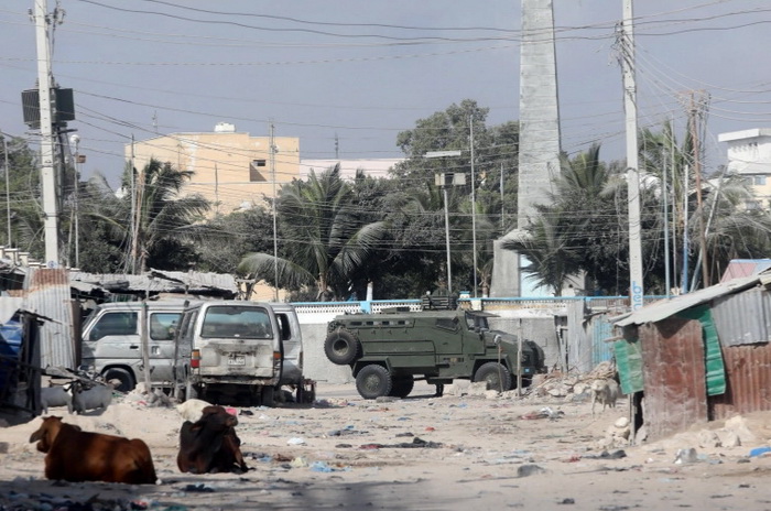 Najmanje 20 osoba poginulo u bombaškom napadu u Somaliji