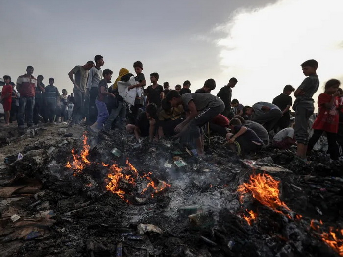 Najmanje 200 ubijenih u nedjeljnom izraelskom napadu na kamp u Rafahu