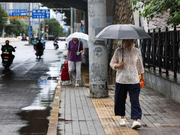 Najmanje 30 poginulih u Pekingu u ekstremnim vremenskim uslovima