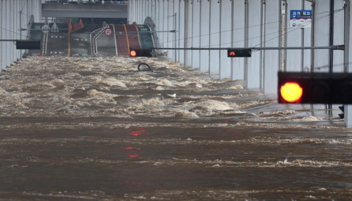 Najmanje 33 osobe poginule u poplavama u Južnoj Koreji