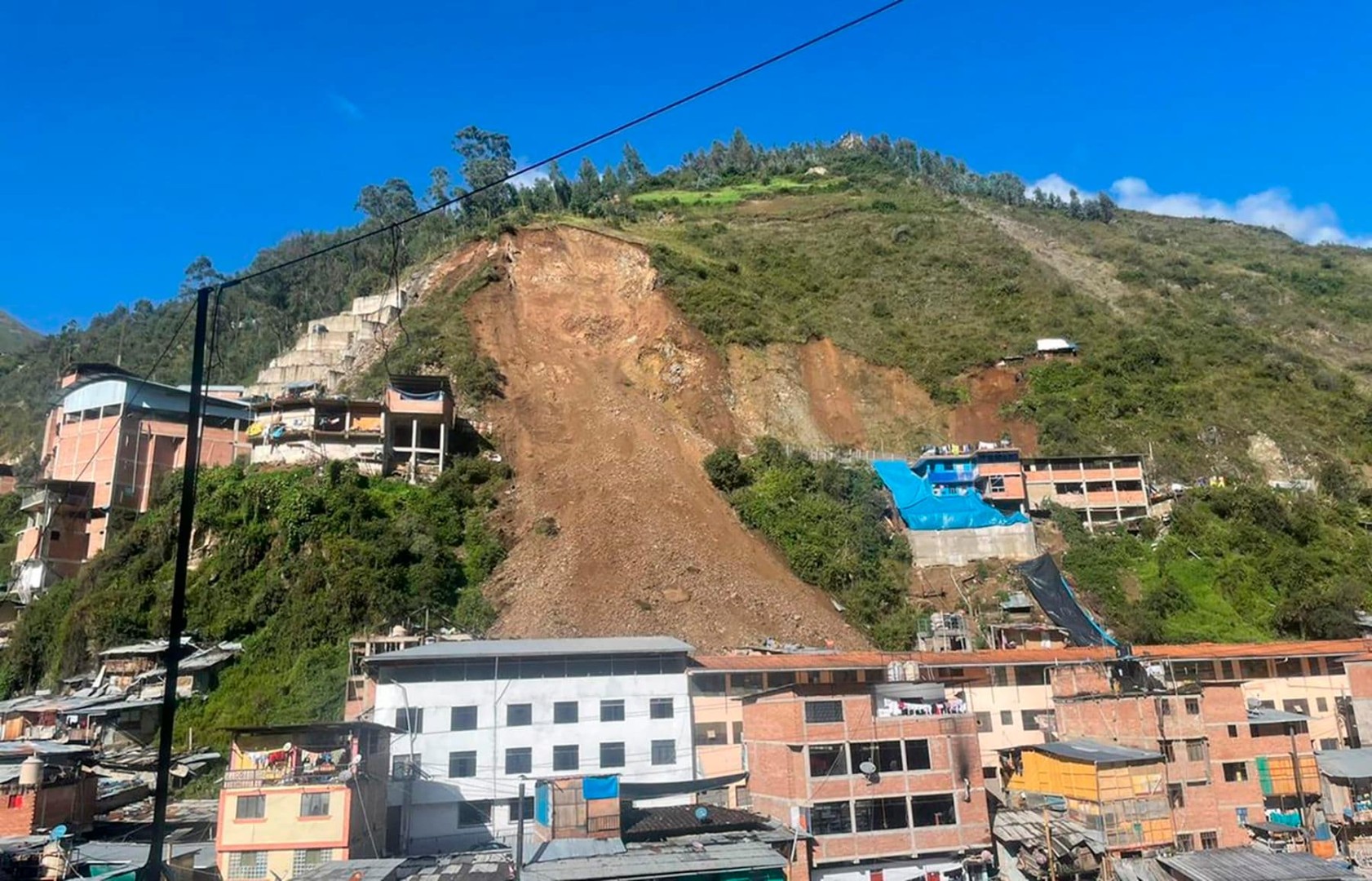 Najmanje 36 ljudi poginulo u klizištima u nekoliko sela na jugu Perua