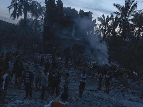 Najmanje 50 Palestinaca poginulo je tokom noći u napadima na Gazu