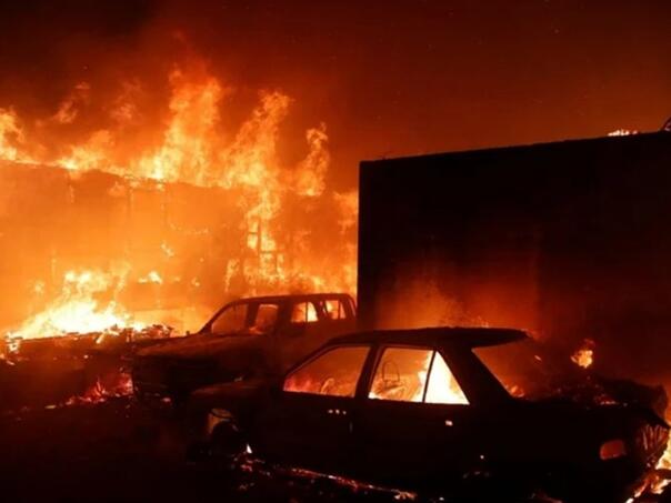 Najmanje 64 osobe stradale u požarima koji haraju Čileom