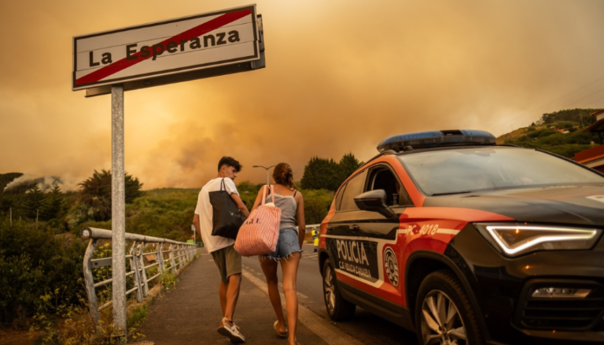 Najmanje 7.000 osoba evakuisano zbog požara koji je zahvatio Tenerife