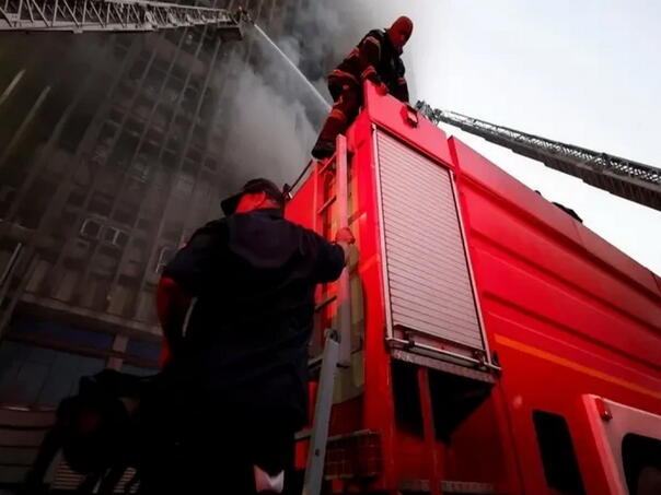 Najmanje osam poginulih i 29 povrijeđenih u urušavanju zgrade u Egiptu