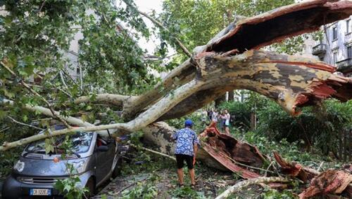 Najmanje pet ljudi stradalo u nevremenu
