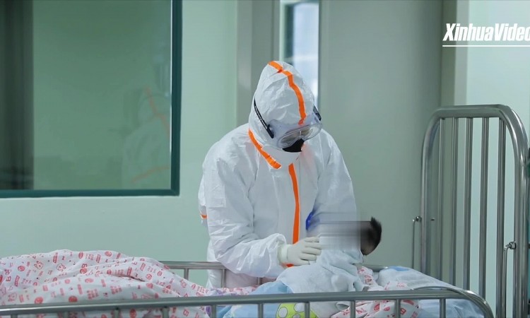 Najmlađa osoba izliječena od koronavirusa izašla iz bolnice