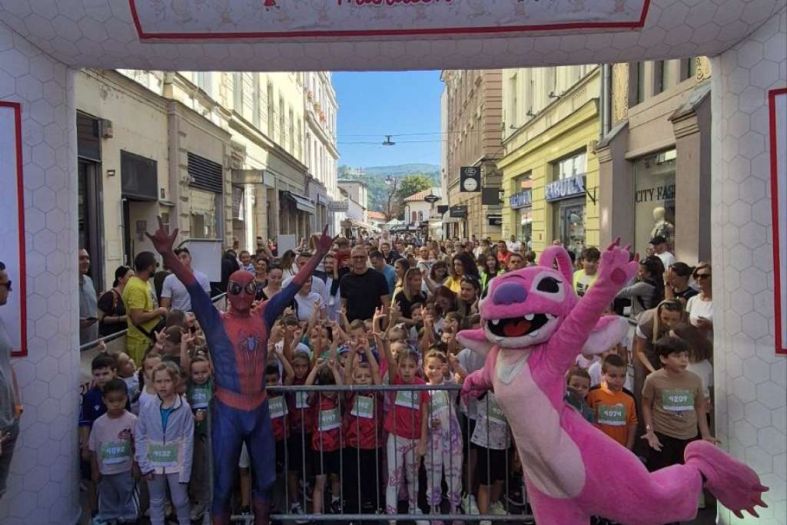 Najmlađi trkači u Sarajevu istrčali Bambini maraton