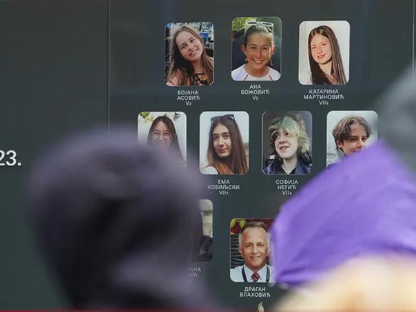 Najpotresnija poruka osvanula na stablu: Posvećena 'gospodinu velikog srca'