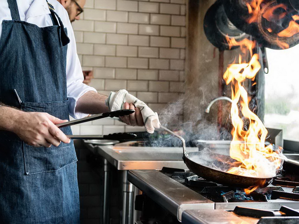 Najtraženija zanimanja u 2026.: Prodavači, vozači, šivači, konobari, kuhari...