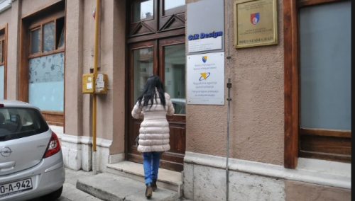 Najtraženija zanimanja u BiH – IT i softver inženjeri, prodavači, tesari, zidari...