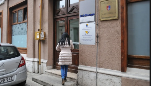 Najtraženija zanimanja u BiH – IT i softver inženjeri, prodavači, tesari, zidari...