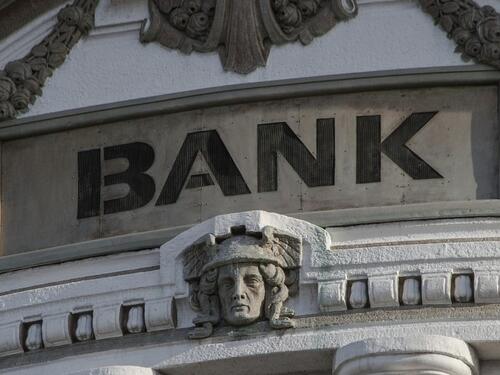 Najveće banke u Rusiji traže državnu pomoć: Uništena ekonomija, dugovi rastu