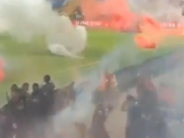 Najveći izraelski derbi prekinut zbog divljanja huligana