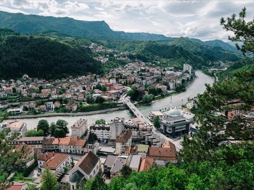 Najviša dnevna temperatura u Bosni do 15°C, u Hercegovini do 23°C
