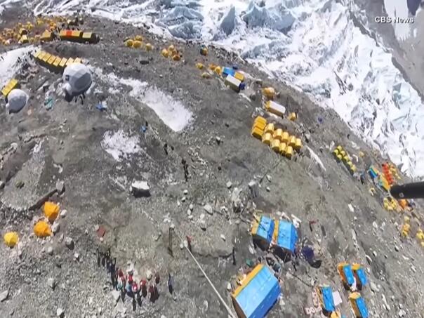 "Najvišu deponiju na svijetu" sada čiste i dronovi