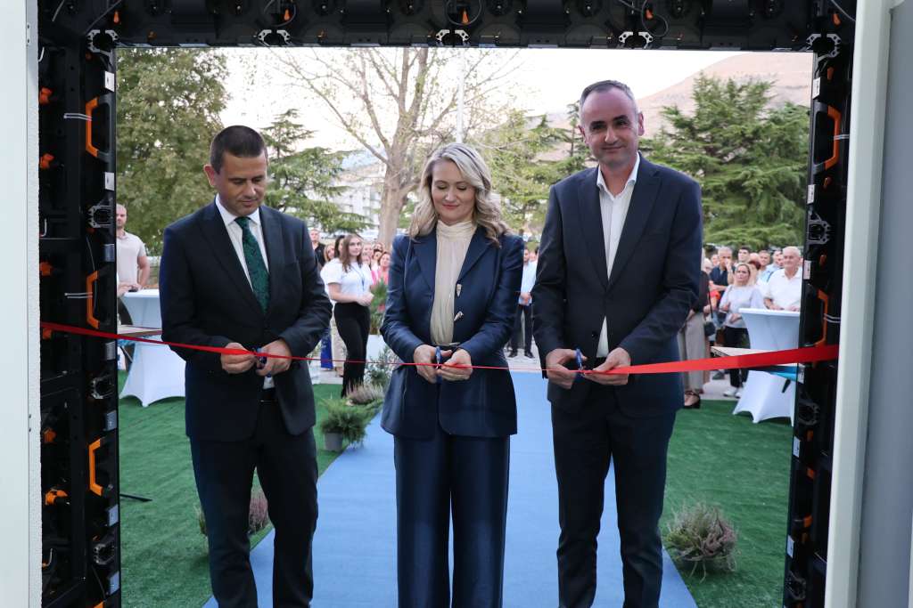 Nakon 32 godine čekanja: Druga gimnazija Mostar dobila sportsku dvoranu